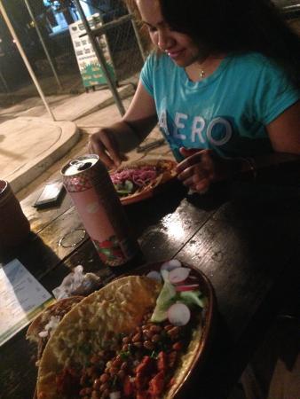 Los Molcajetes Tacos y Carnes Al Carbon